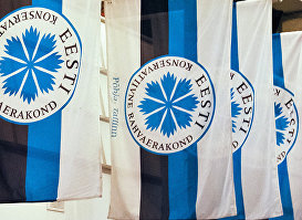 Флаги с символикой Консервативной партии Эстонии