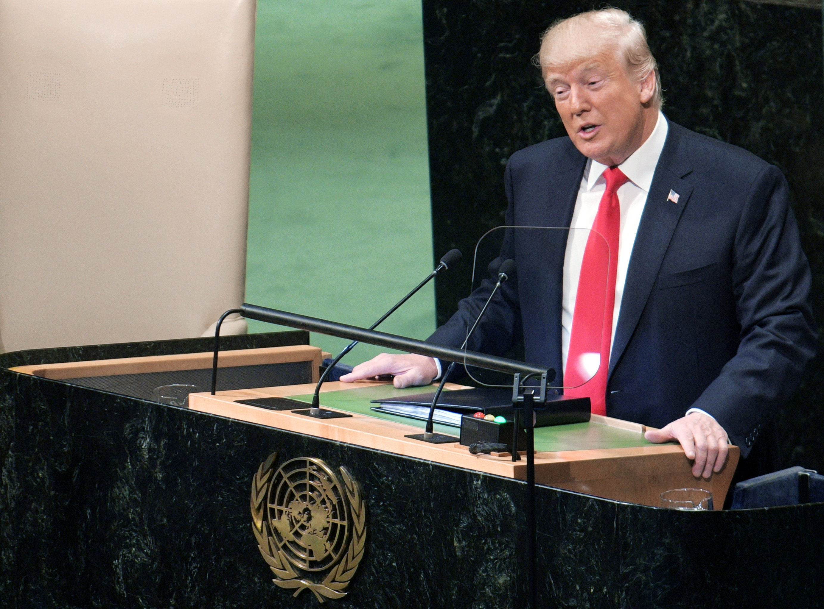 Президент США Дональд Трамп выступает на Генеральной Ассамблее Организации Объединенных Наций в Нью-Йорке