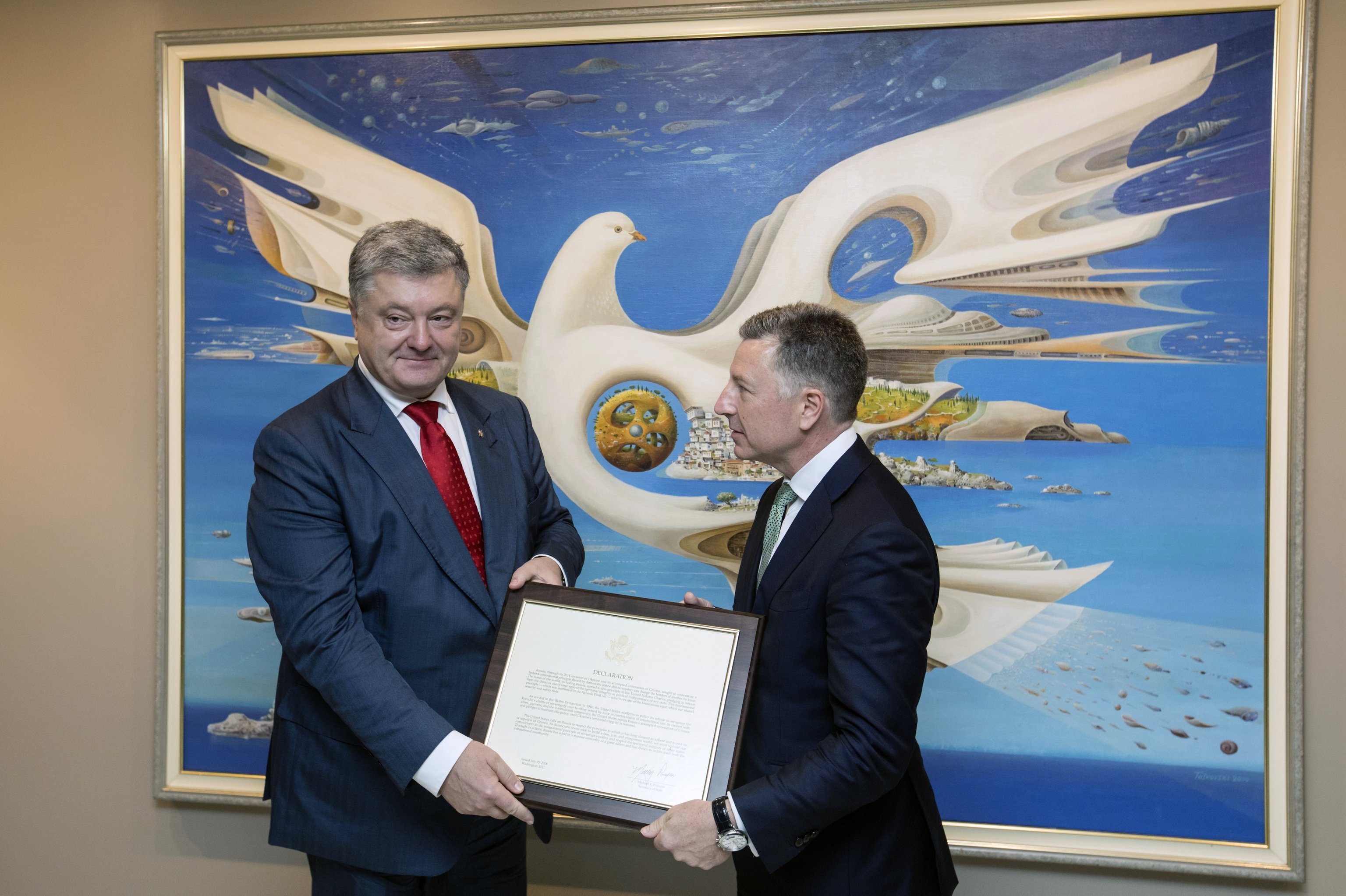Президент Украины Петр Порошенко и спецпредставитель Государственного департамента США по вопросам Украины Курт Волкер