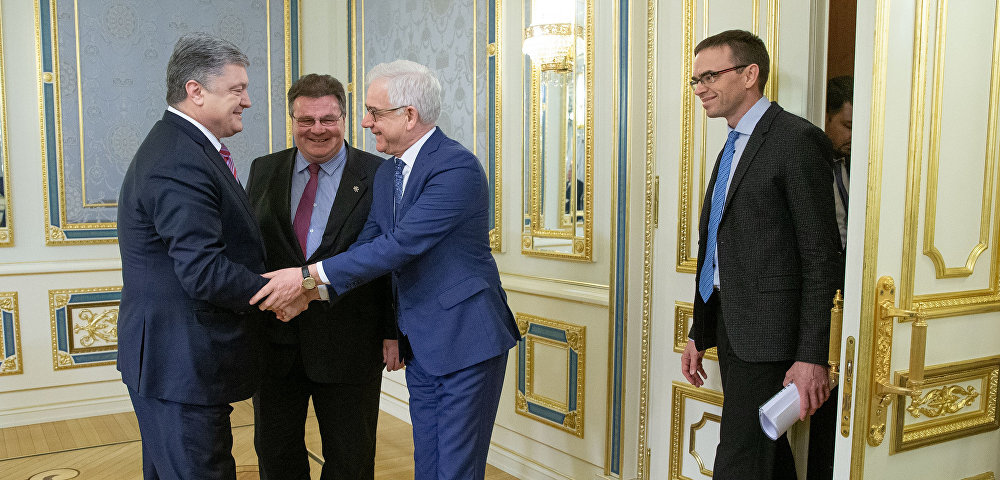 Петр Порошенко встретился с министром иностранных дел Эстонии Свеном Миксером и его коллегами из Литвы и Польши, 16 января 2019