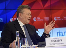 Бывший президент Украины Виктор Янукович на пресс-конференции по актуальным вопросам украинской политики