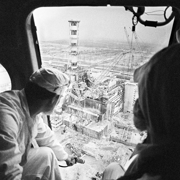 Ликвидация последствий аварии на Чернобыльской АЭС. Разлом стены четвертого энергоблока, 1986 год