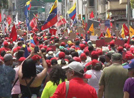Мадуро организовал марш против "терроризма" в Каракасе