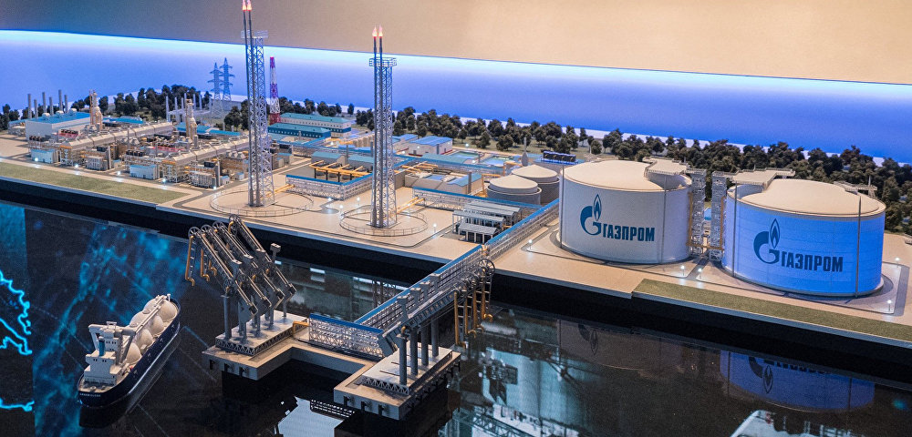 Стенд компании "Газпром" завода «Балтийский СПГ»