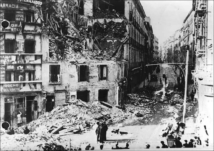 Разбомблённый легионом «Кондор» Мадрид, Декабрь 1936