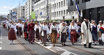 Участники праздника песни и танца в Таллине, 7 июля 2019