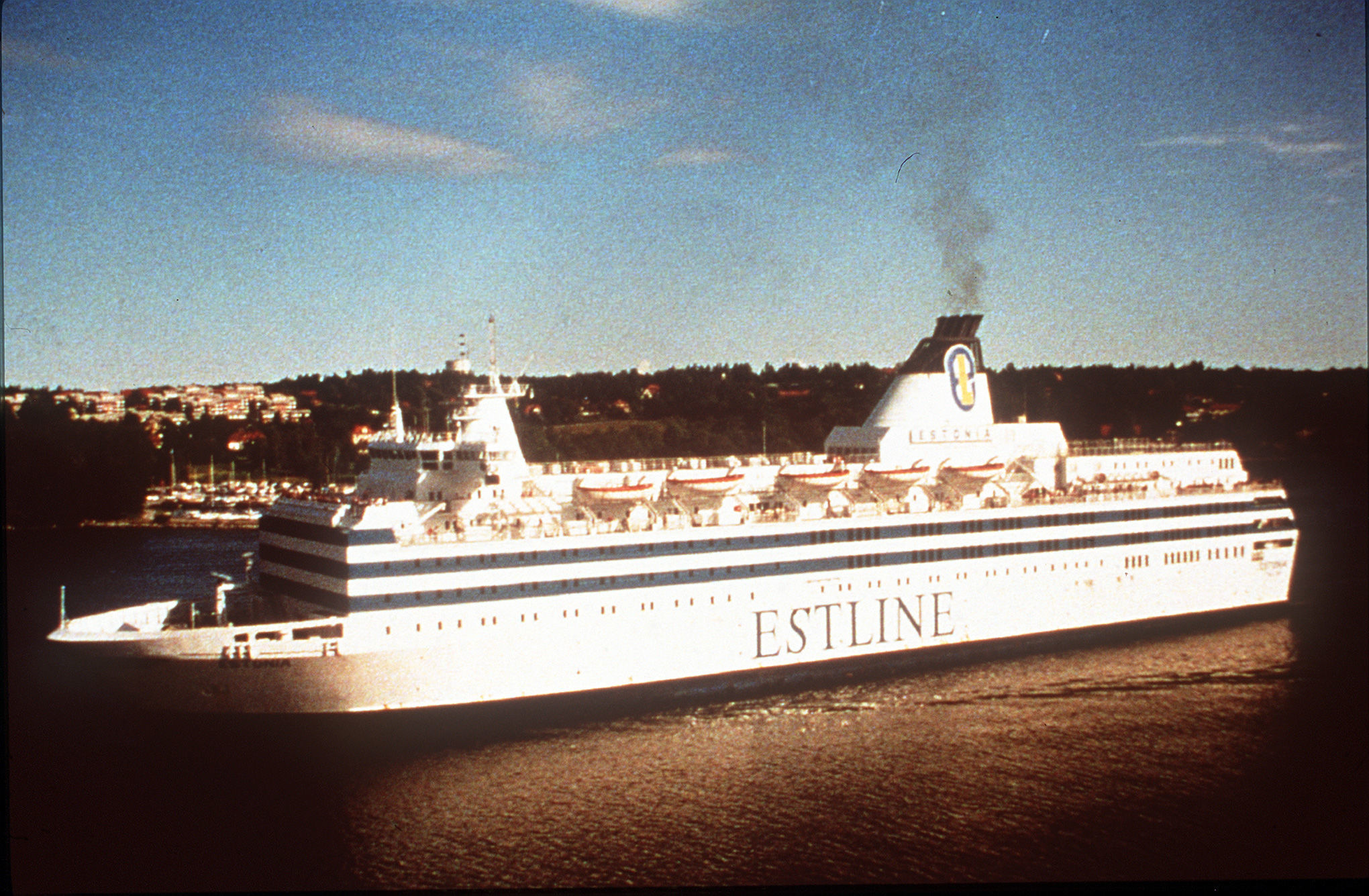 Корабль Эстония 1994