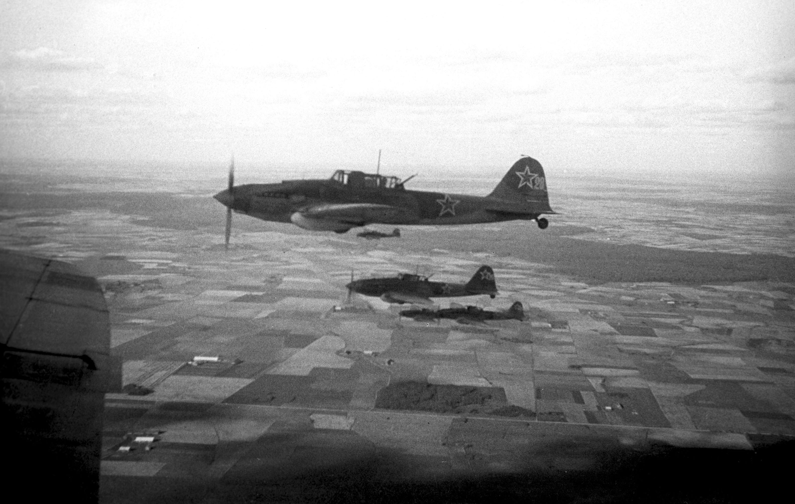 Фото военного самолета 1945