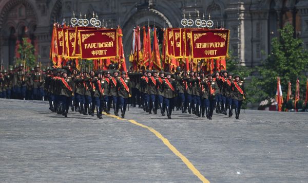 Военнослужащие во время генеральной репетиции парада в честь 75-летия Победы в Великой Отечественной войне в Москве.